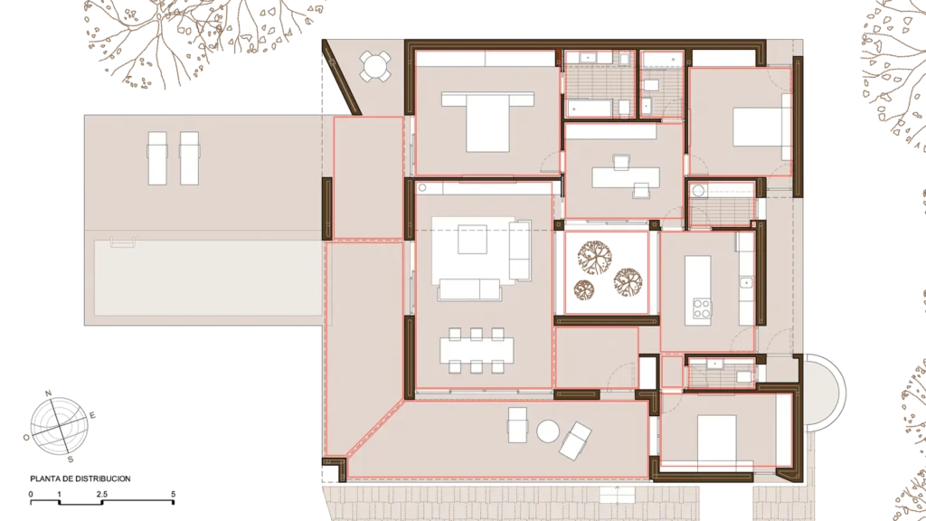 Planta de casa flexible en Fresnedillas de la Oliva con estancias en torno a un patio central y sin pasillos.